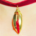 Load image into Gallery viewer, Golden Pod Choker
